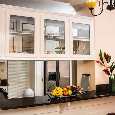 Heavenly Suites La Feuillet المظهر الخارجي الصورة