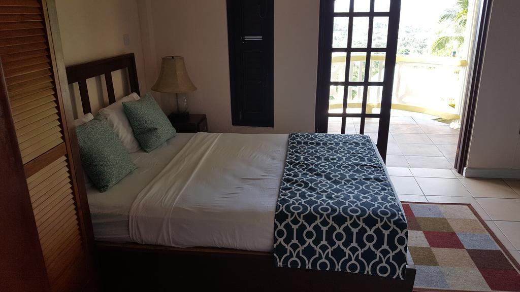 Heavenly Suites La Feuillet المظهر الخارجي الصورة