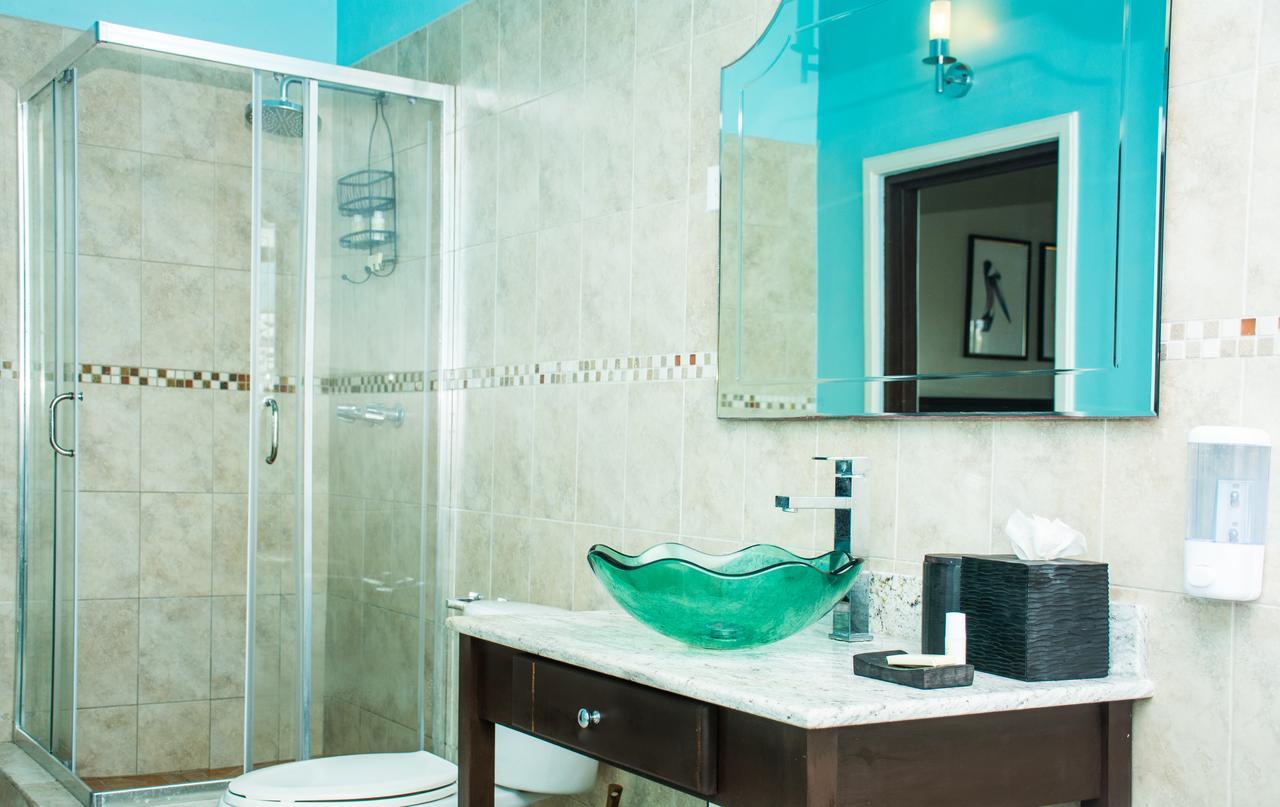 Heavenly Suites La Feuillet المظهر الخارجي الصورة